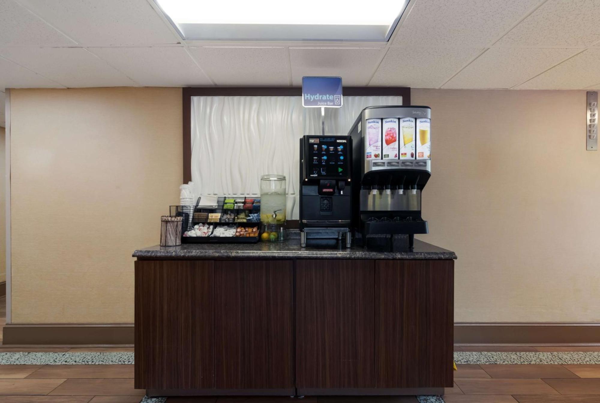 Best Western Hampton Coliseum Inn Εξωτερικό φωτογραφία